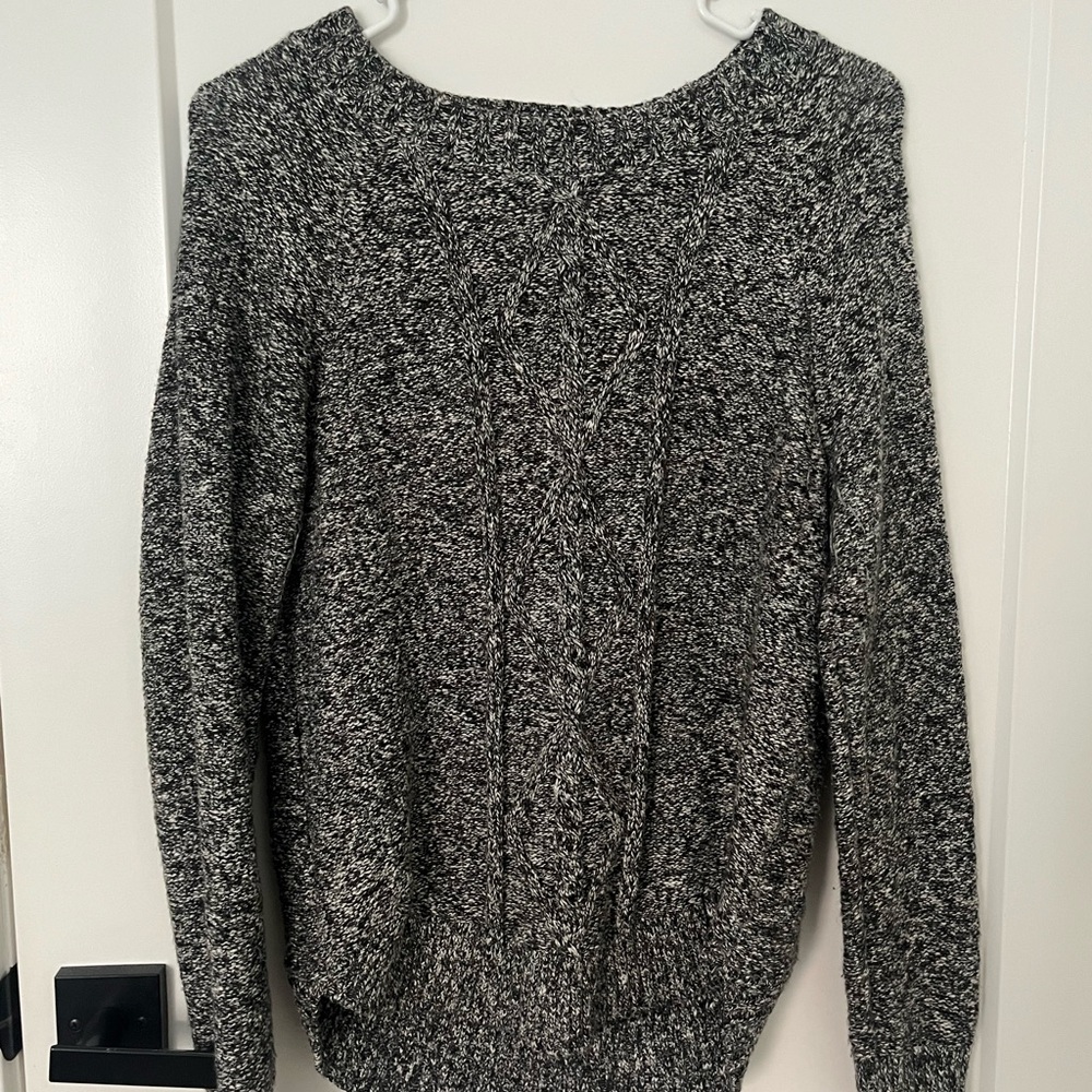 Women's Black and Gray Sweater
